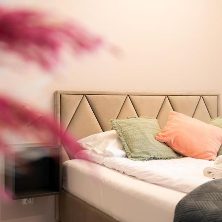 Apartament Smile - Z Prywatnym Monitorowanym Parkingiem By Spaceapart Jelenia Góra Esterno foto