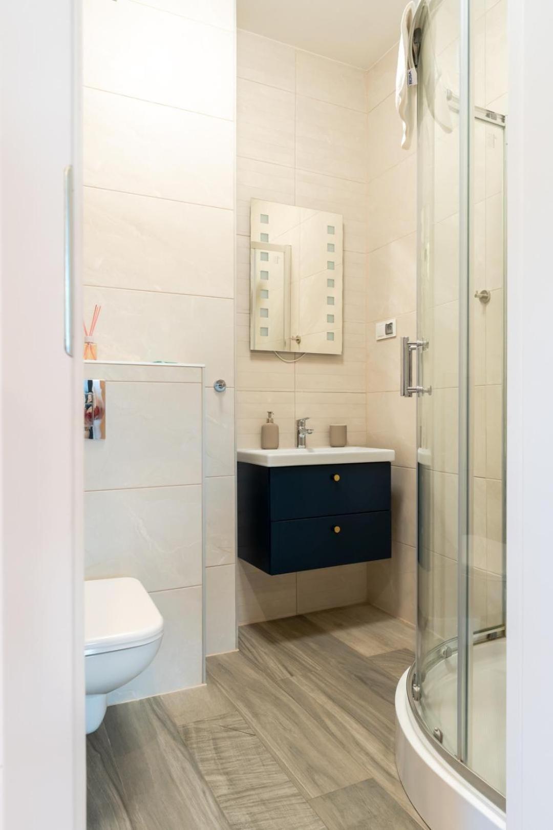 Apartament Smile - Z Prywatnym Monitorowanym Parkingiem By Spaceapart Jelenia Góra Esterno foto
